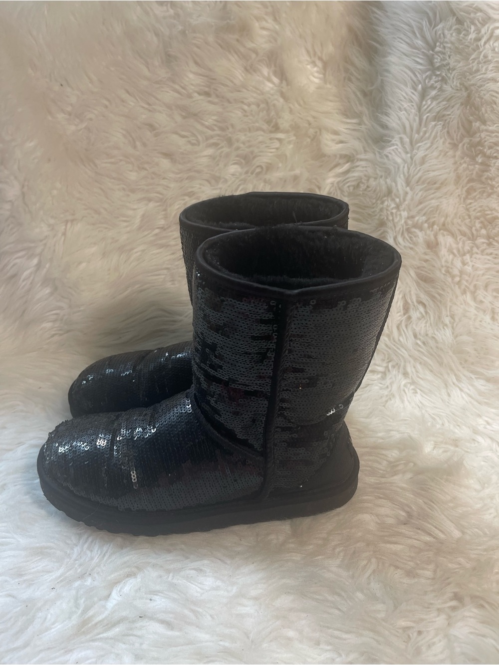 UGG Black Sequins short slip on  boots with sheepskin lining rubber soles SZ9
